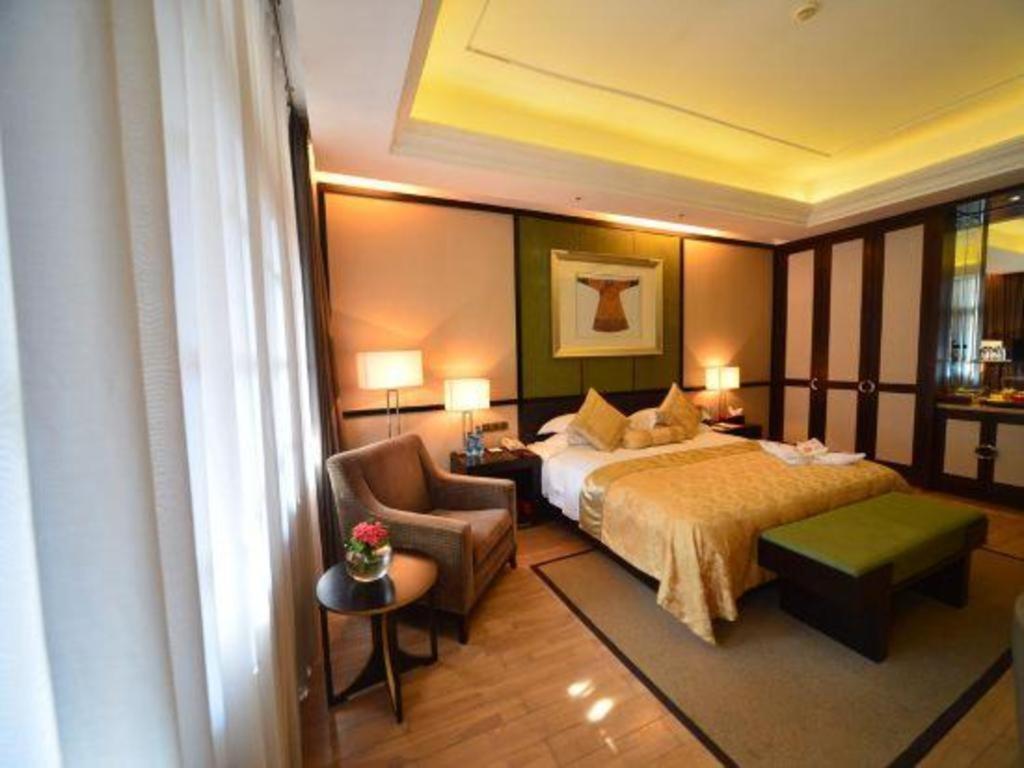 Eadry Royal Garden Hotel Haikou Хайкоу Экстерьер фото