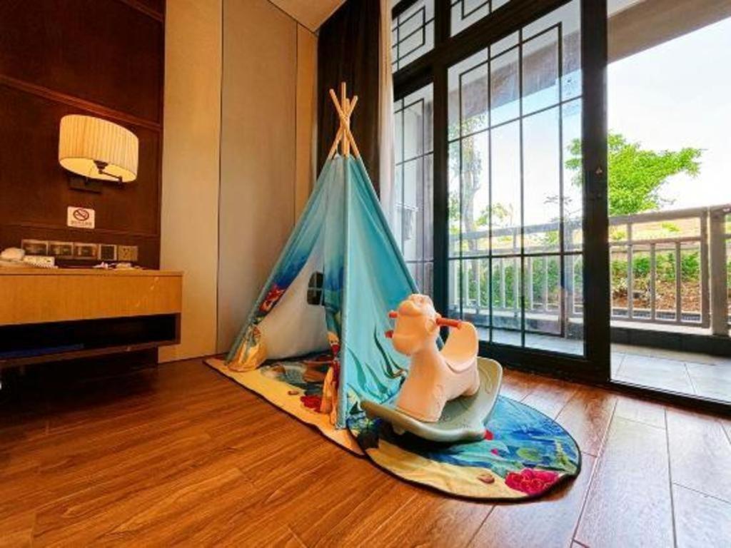 Eadry Royal Garden Hotel Haikou Хайкоу Экстерьер фото