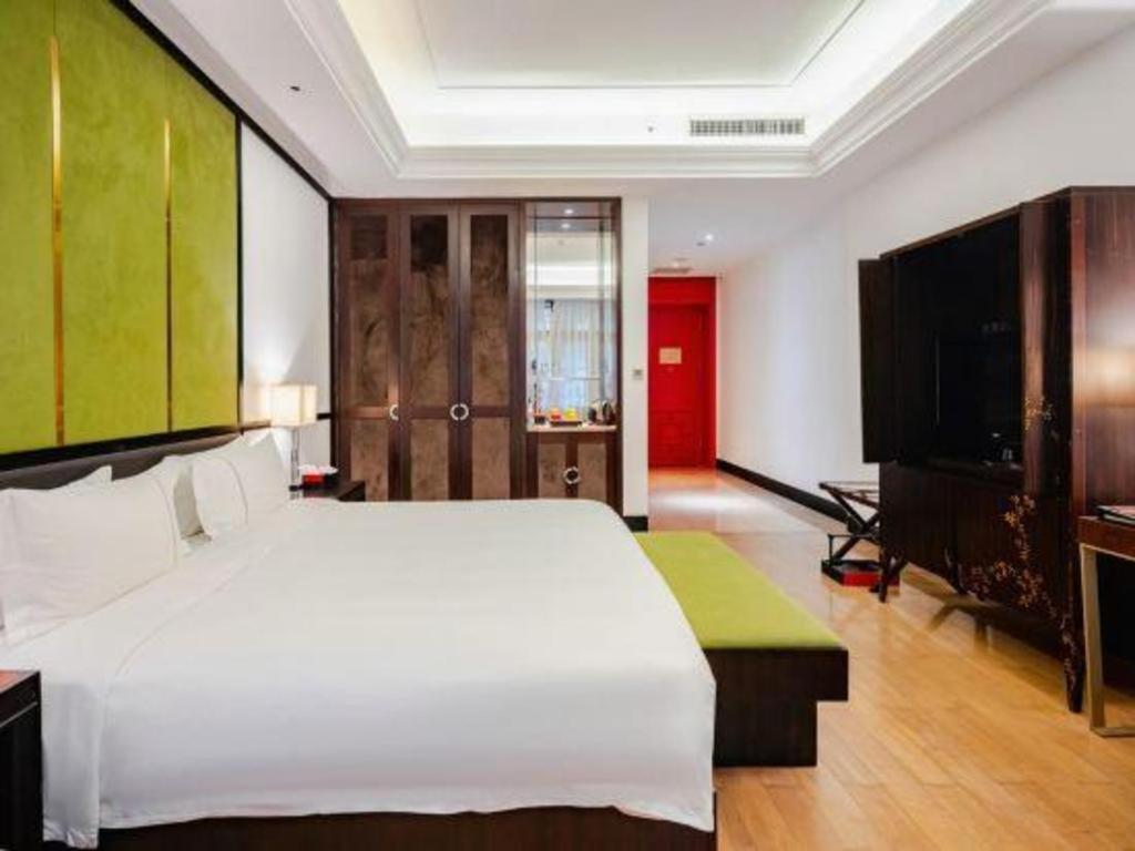 Eadry Royal Garden Hotel Haikou Хайкоу Экстерьер фото