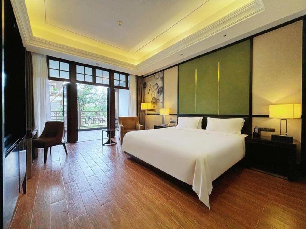 Eadry Royal Garden Hotel Haikou Хайкоу Экстерьер фото